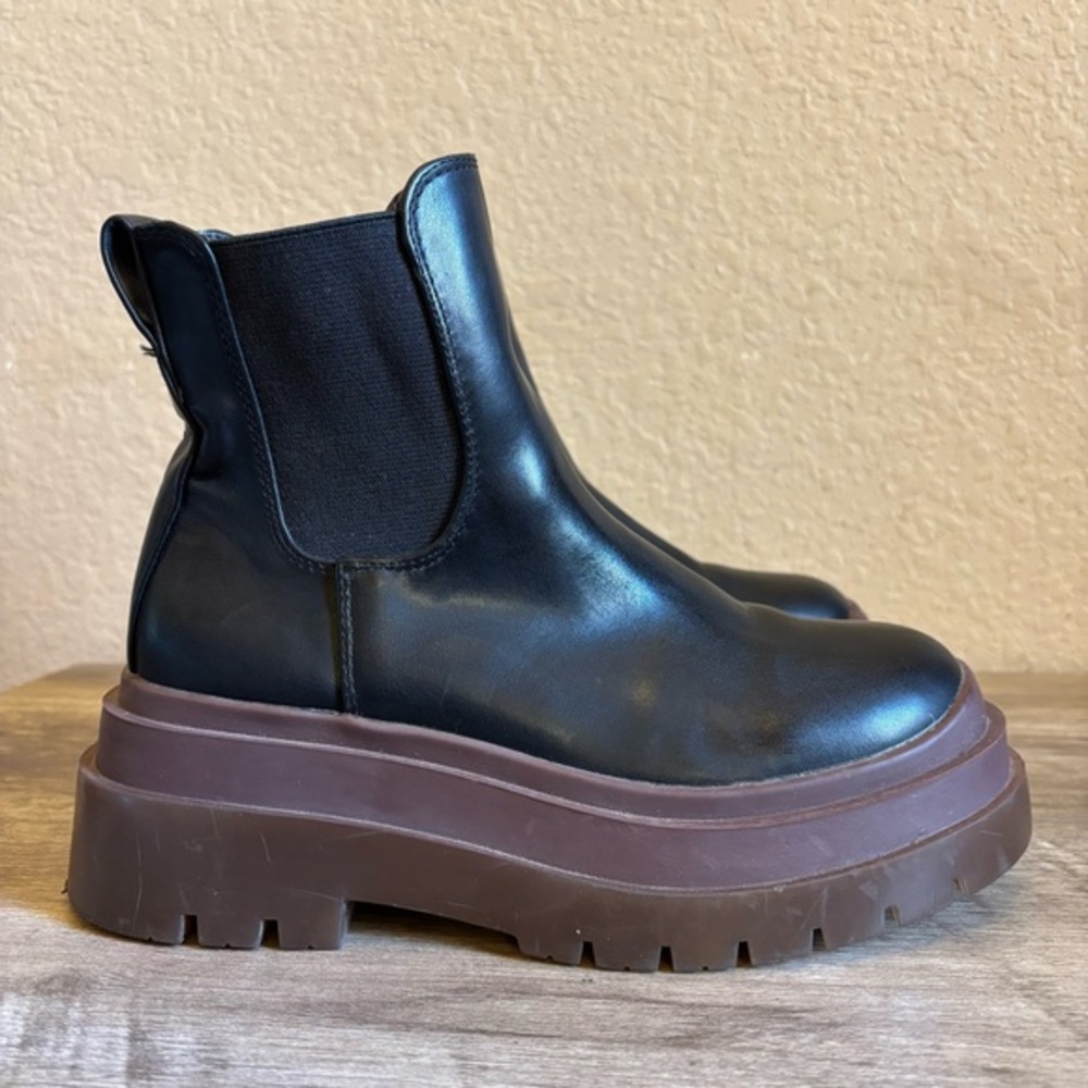 Urban Outfitters Platform Chelsea Boots